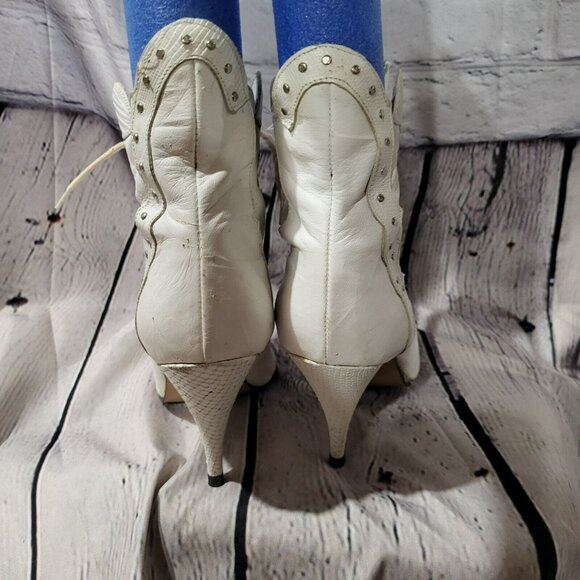 Vintage Granny Boots Soft Leather White Cream Sz 8.5 Victorian Wedding - Picture 7 of 7